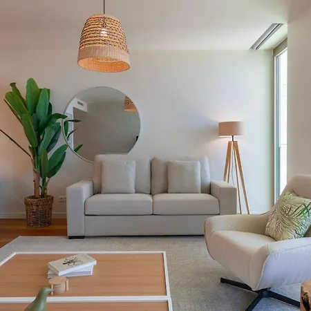 Luxury Seaview Bayline