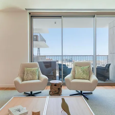 Luxury Seaview Bayline Apartmán